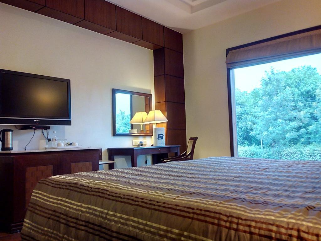 The Ocean Pearl Retreat Otel Yeni Delhi Oda fotoğraf